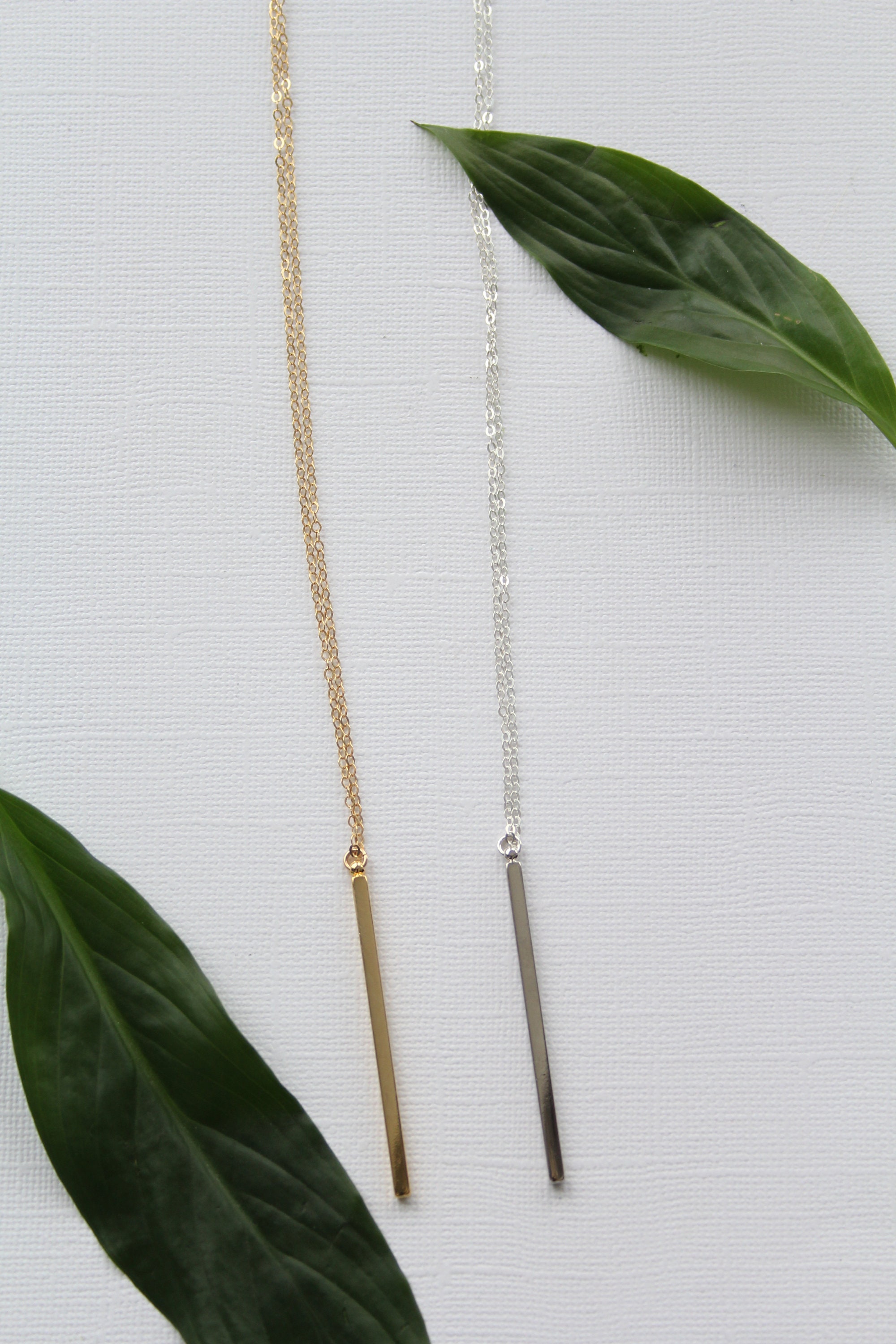 Silver shimmer Bar Smutt Cinch Necklace main image 1