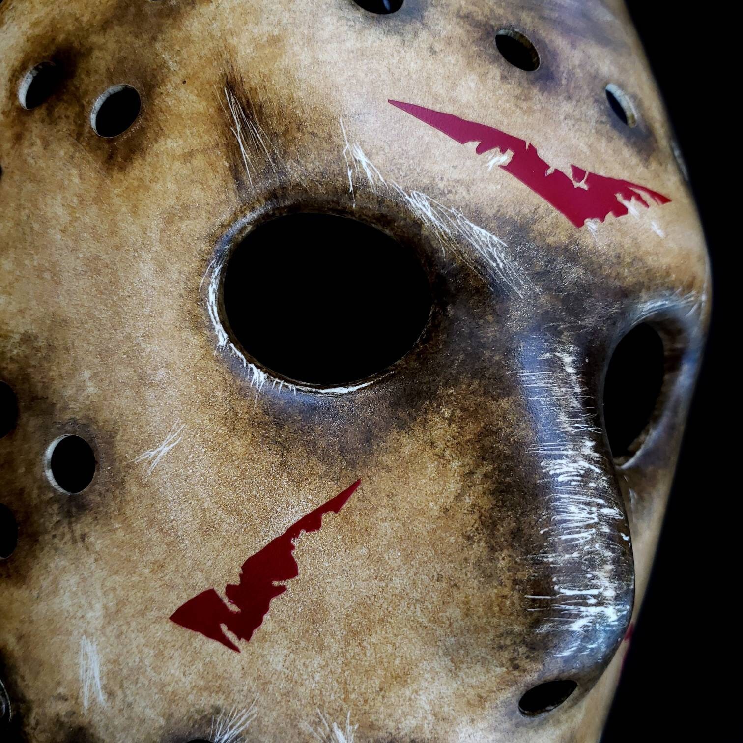 Hockey Mask Jason Remake Scratch Effect. Collectible Horror 
