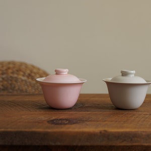 Peach Pink & Neutral Beige Glazed Gaiwan