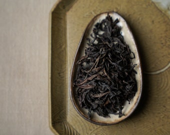 Classic Rougui Oolong Tea