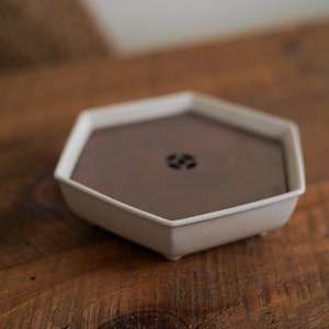 Hexagon Aged Tree Tea Tray
