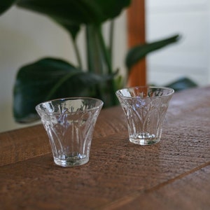 Tazza da tè in vetro martellato a forma di fiore di loto