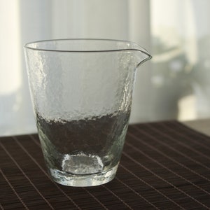 Vaso de cristal martillado delgado para feria