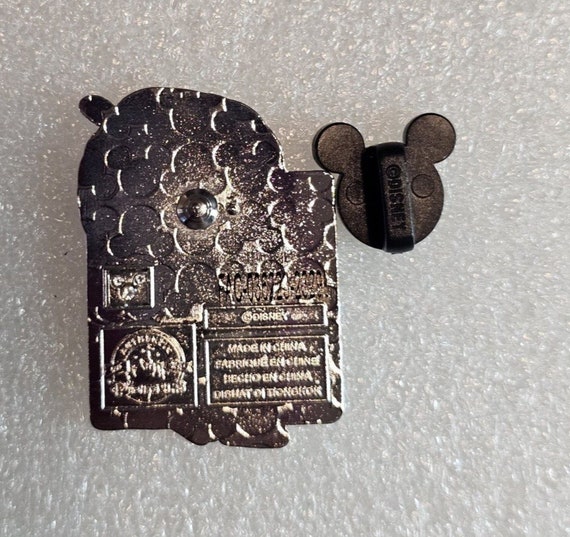 Disney Parks Wreck It Ralph Mystery Pin Snowanna … - image 4