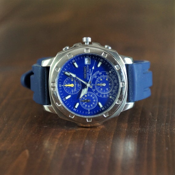 seiko chronograph blue face