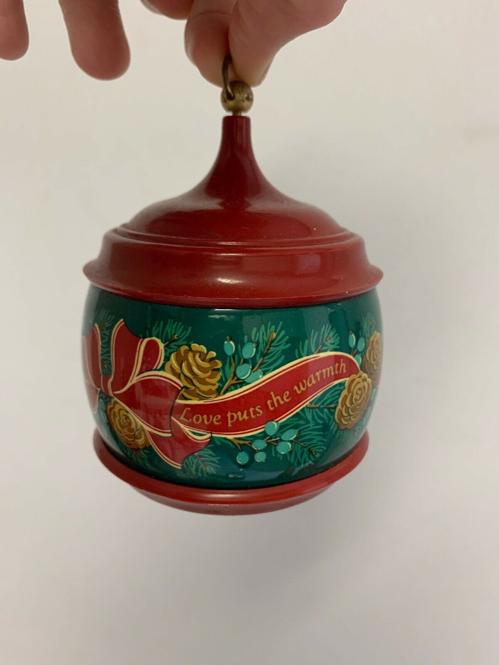 Vintage 1982 Spinning Musical Ornament Love pone el calor en Etsy