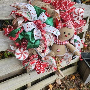 Gingerbread Christmas wreath
