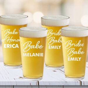 Bachelorette Party Beer Glass Gifts, Bridal Shower Beer Gift, Bridesmaid Proposal Pint Beer Glasses, Bridal Party Gift, Maid of Honor, Bride