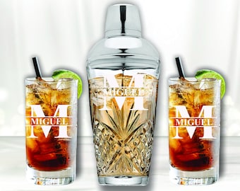Personalized Bourbon Cocktail Shaker Set, Rocks Whiskey Glasses, Personalized Vodka Cocktail Shaker, Chirstmas Gifts, Gift for Woman, Men