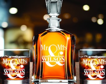 Wedding Gift for couples Monogram Whiskey Decanter Gift set, Housewarming Whiskey Decanter set, Groomsman Decanter set Gift, Scotch Glass