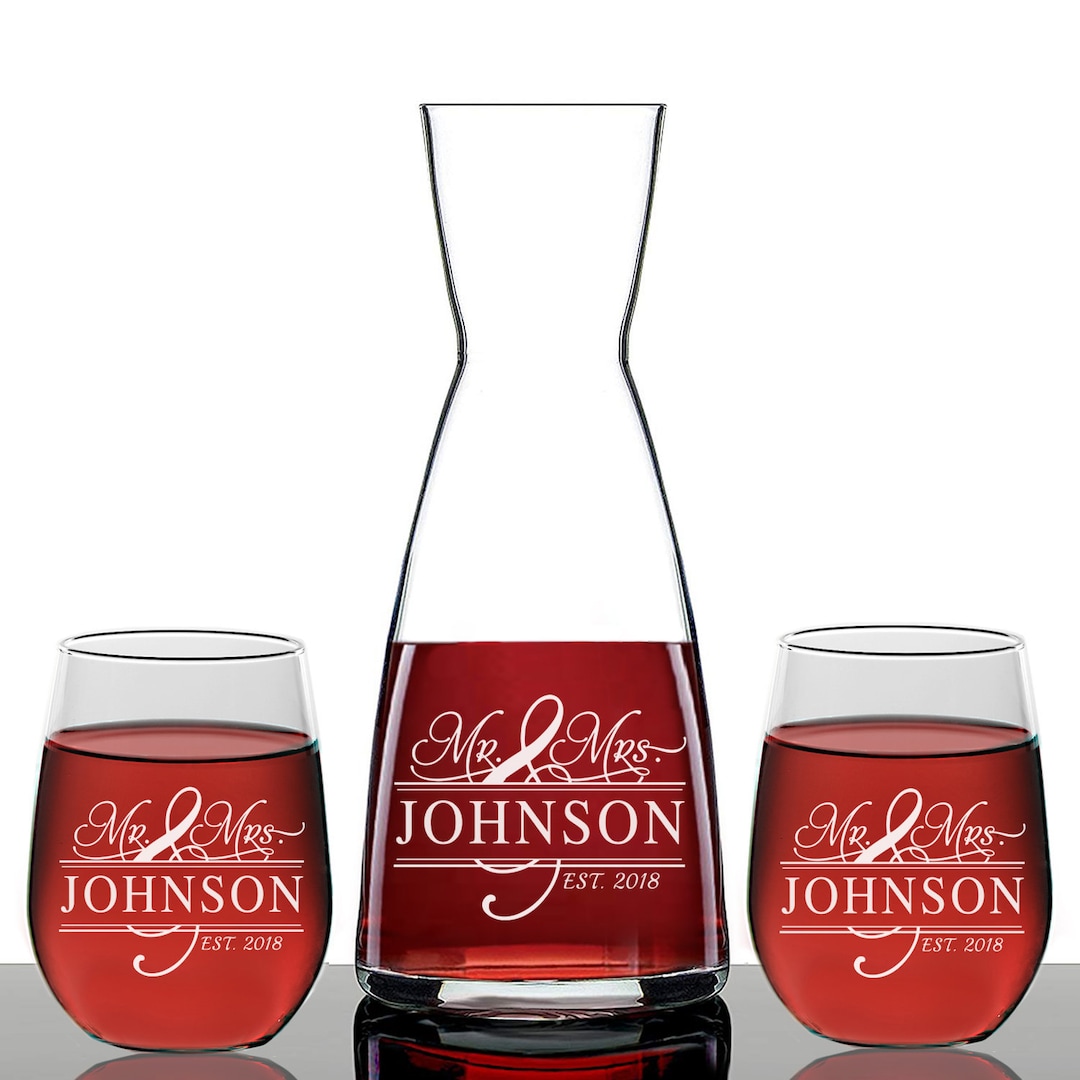 Couples Wine Decanter Wedding Gift, Custom Wine Decanter Set