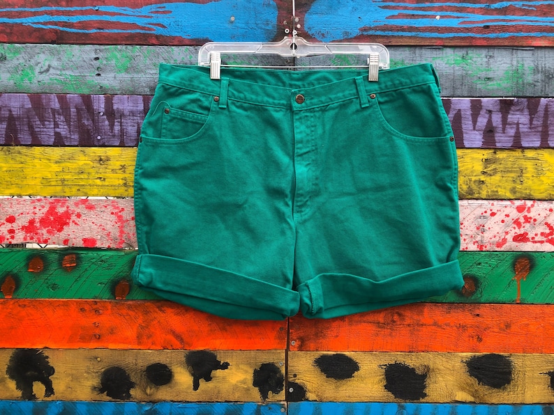 plus size 90s turquoise denim shorts