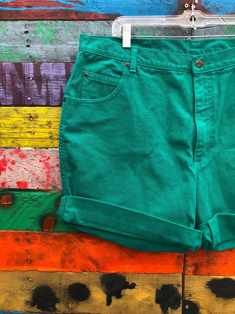 plus size 90s turquoise denim shorts