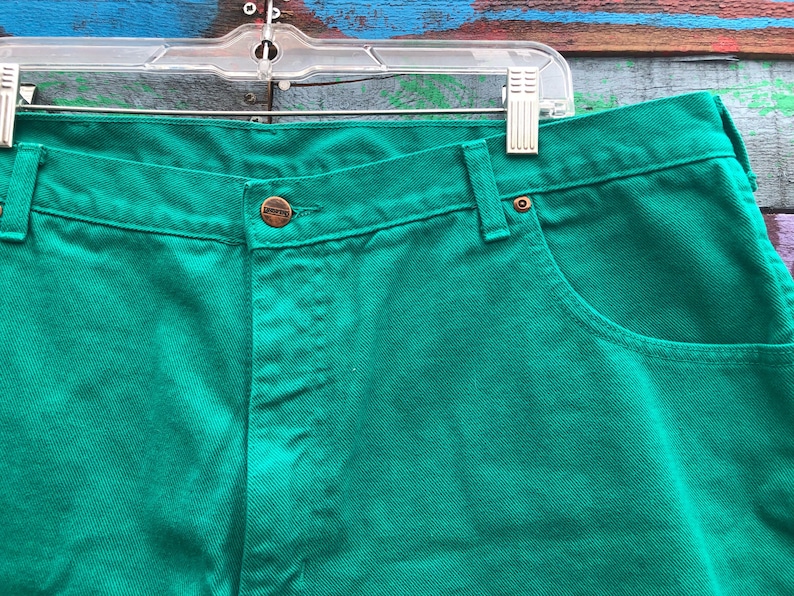 plus size 90s turquoise denim shorts