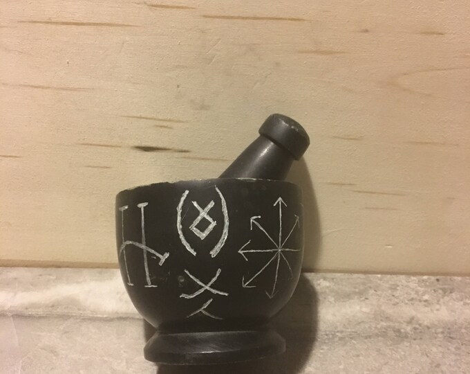 Custom Engraved Mortar and Pestle - Etsy