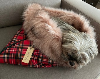 Cama Tiffany para mascotas, cama para acurrucarse, cama de piel sintética para mascotas, cama de viaje, cama antiansiedad para perros, cama cálida, regalo de Navidad, cama personalizada