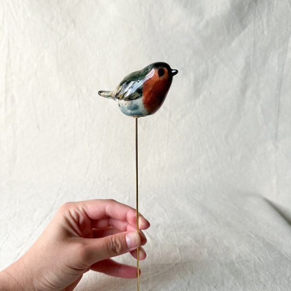 Robin plant stake, American Robin, ceramic  Robin, plant stake, plant sticks, garden stake, garden decor, planter decor, bird lover gift