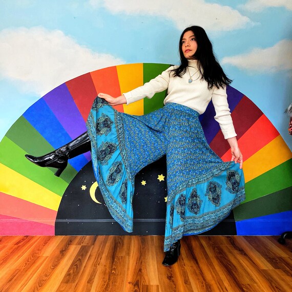 26" Waist - Vintage 1990s Elephant Leg pants - Bel