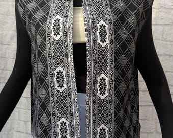 Unisex African Wax Print Vest: Black & White Borderprint Jacket