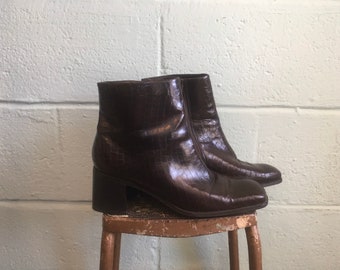 womens boots size 8 wide