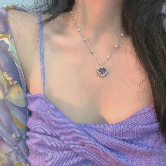 Crystal on sale necklace aesthetic