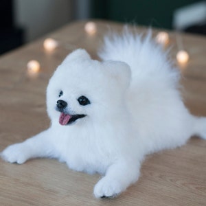 Needle Felted White Pomeranian Boo Replica 15-17 cm, Custom Made Pomeranian Puppy Realistic Wool Sculpture image 1