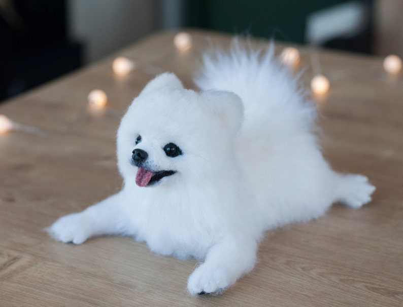 Needle Felted White Pomeranian Boo Replica 15-17 cm, Custom Made Pomeranian Puppy Realistic Wool Sculpture image 1