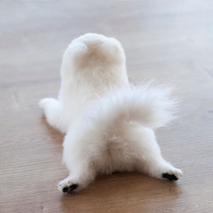 Needle Felted White Pomeranian Boo Replica 15-17 cm, Custom Made Pomeranian Puppy Realistic Wool Sculpture image 6