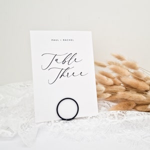 Circle Wire Table Number Holder - Place Name Holder - Photo Holder - Name Card Holder - Minimalist Wedding Table Decoration