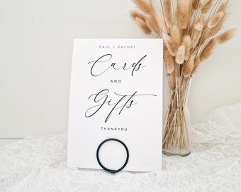 Circle Place Card Holder - Wire Table Number Holder - Photo Holder - Name Card Holder - Minimalist Wedding Table Decoration