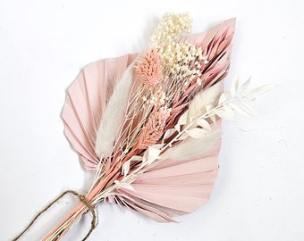 Baby Pink Palm Spear Dried Flowers Cake Topper - Boho Cake Topper - Dried Flowers for Cake Decoration - Cake Topper Flower Arrangement