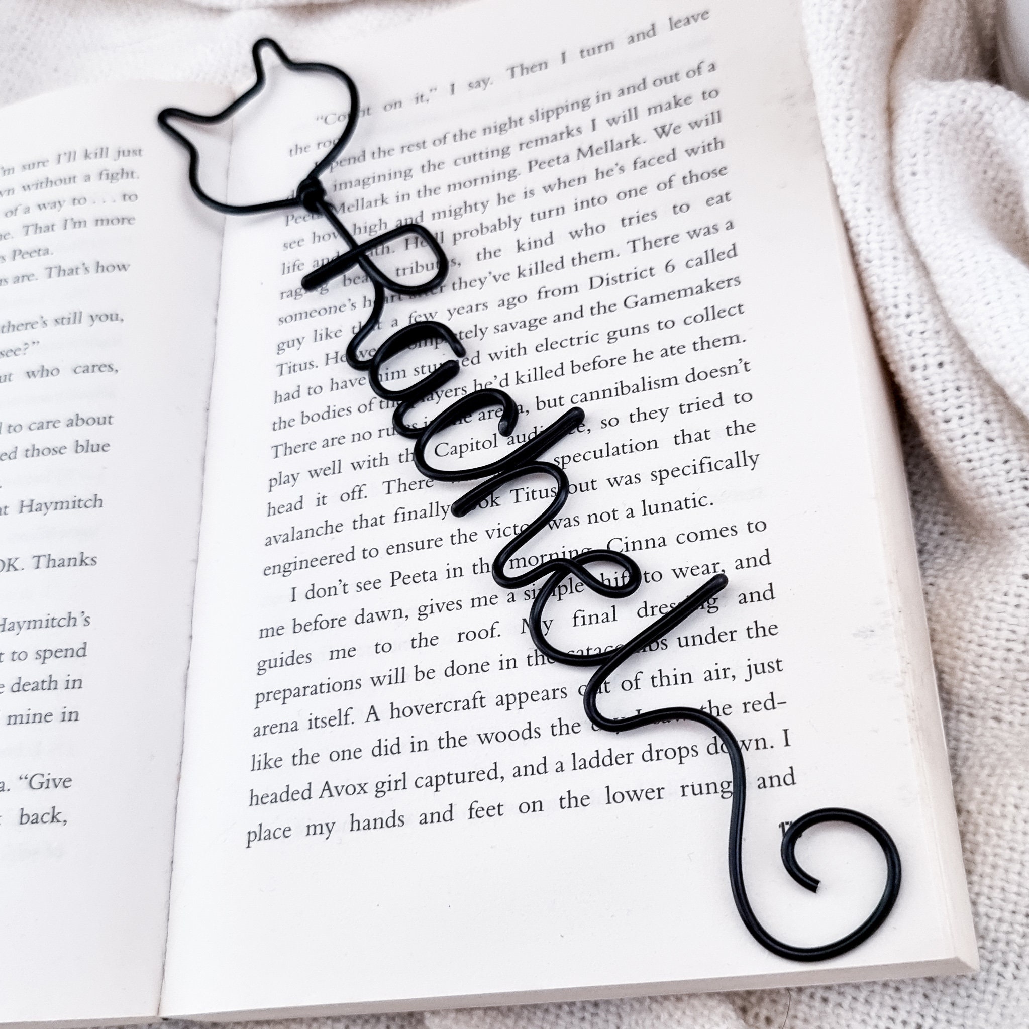 Cat Name Bookmark - Wire Custom Bookmark - Cat Bookmark Gift - Planner Marker - Back to School Gift - Teacher Gift - Book Lovers Gift