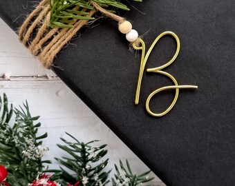 Personalised Initial Gift Tag - Wire Initial Gift Tag - Luxury Place Name Tag - Gift Wrapping - Place Name Decor - Tree Decoration Ornament