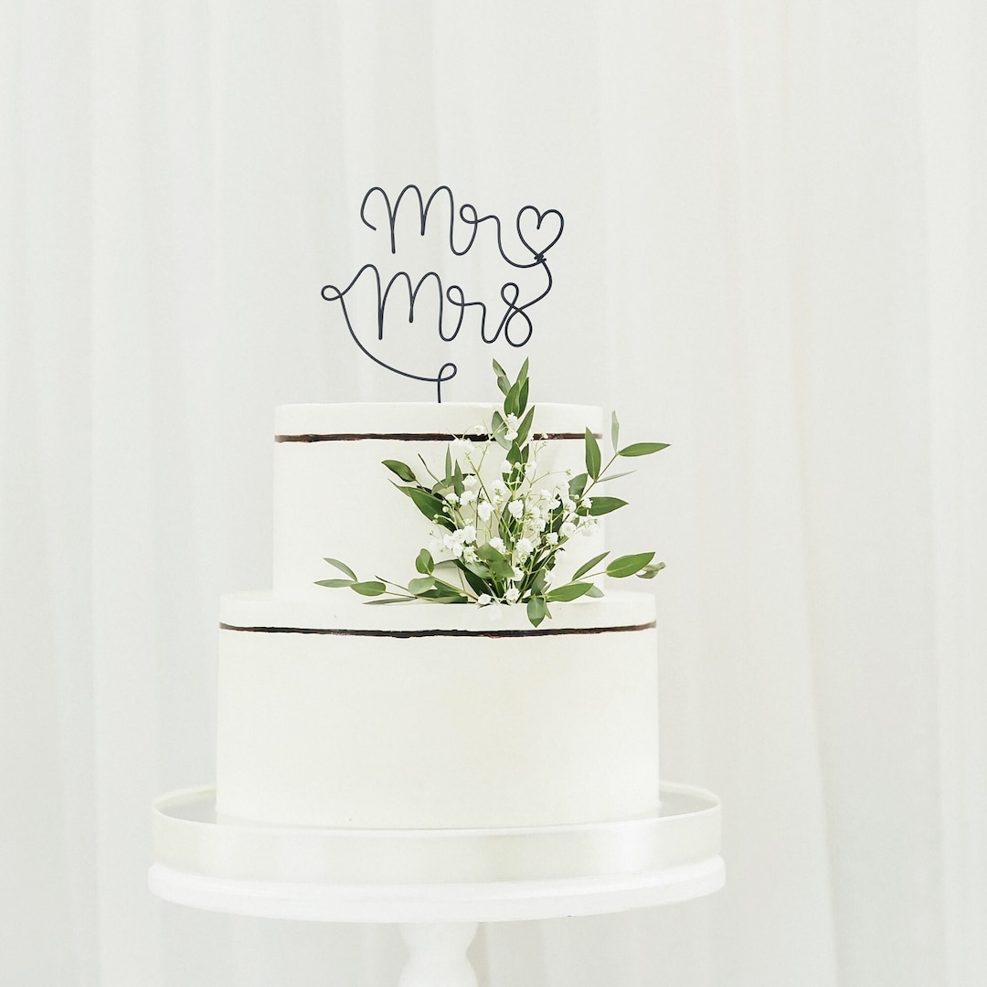 Mr and Mrs Wire Cake Topper Minimalist Wire Cake Topper Wedding Cake Topper Wedding Decor