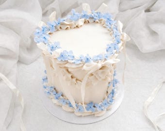 Dried Hydrangea Cake Flowers, Floral Cake Decorations