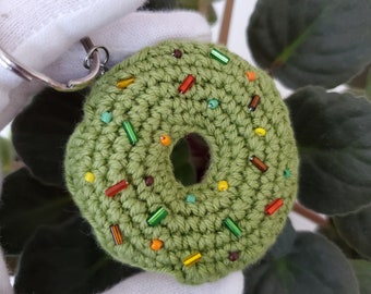 Hand crafted crochet pistachio vanilla donut keychain/keyring in 100% compostable package