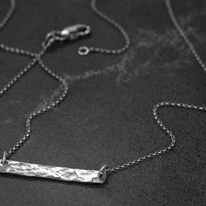 Hammer Finished Bar Necklace in White Gold