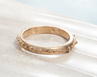 Organic Millgrain Band in Yellow Gold