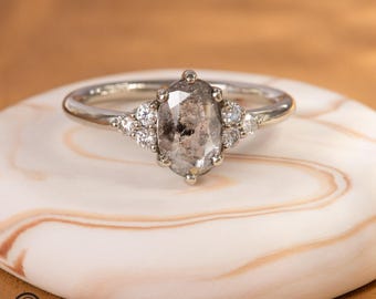 Stormy Ring in Fairmined Certified Gold