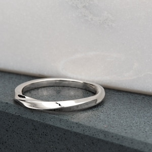 Drehring aus 925er Silber