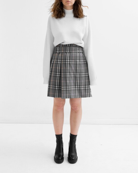 tartan skirt burberry