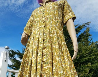 50s Styled Shirt Dress By Jomax Golden Paisley Print Fit and Flare, Covered Buttons Size M Vintage Mid Century Modern Dress