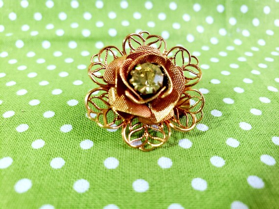 Vintage Gold Tone Flower Rose Brooch w/ Green Rhi… - image 3