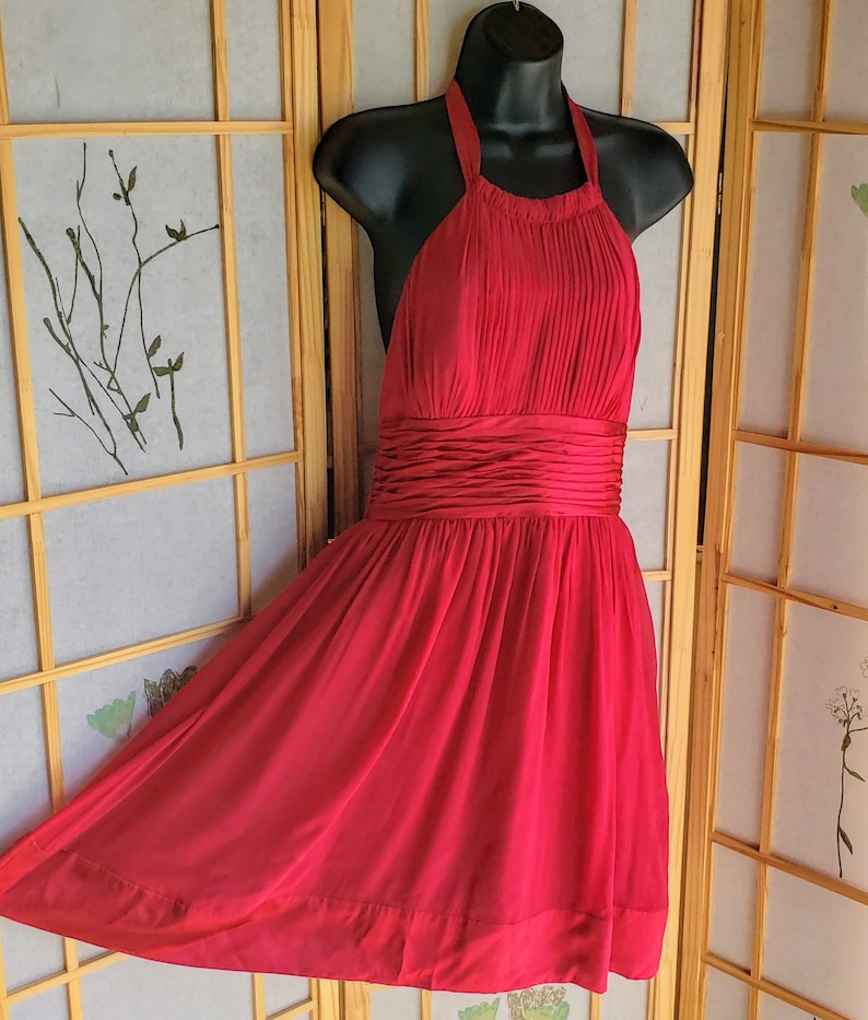 Vintage Fuchsia Halter Dress by Adrianna Papell Boutique, Sz 6, Ruched Waist, Pleated Details, RETRO Hot Pink Prom Dress afbeelding 1
