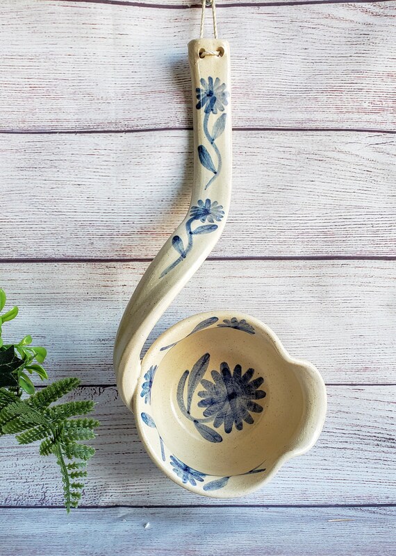 Pottery soup ladle top