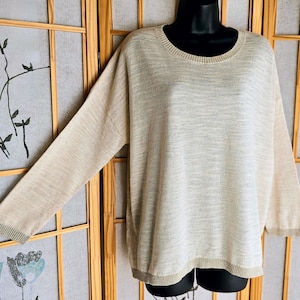 Vintage Beige Loft Sweater NOS Thin Lightweight Oatmeal Color Pullover, Natural Look Cottagecore Top with Fine Gold Thread Detail, Size XL