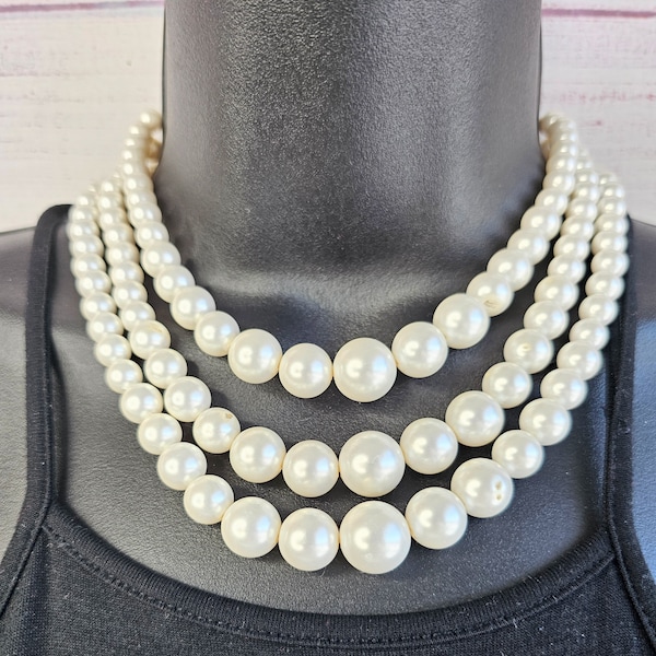 Vintage Pearl Necklace, 3 Strand Layered White Faux Pearl Choker Necklace, Graduated Beads, Retro Bib Necklace, CLEANED