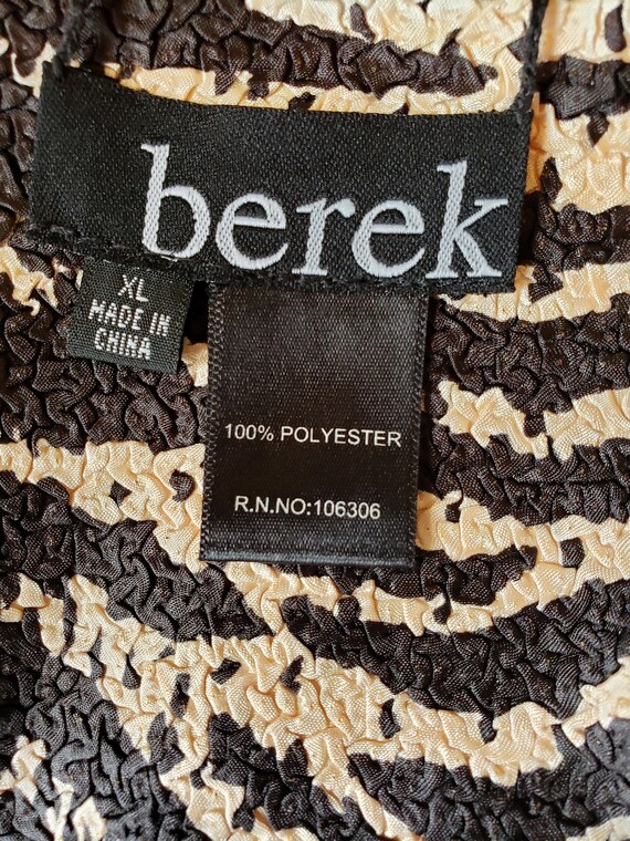 Berek Lightweight Reversible Jacket, Crinkle Art-… - image 10