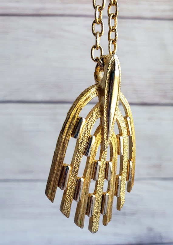 Vintage Mod Gold Tone Pendant Necklace Rocket Shi… - image 4