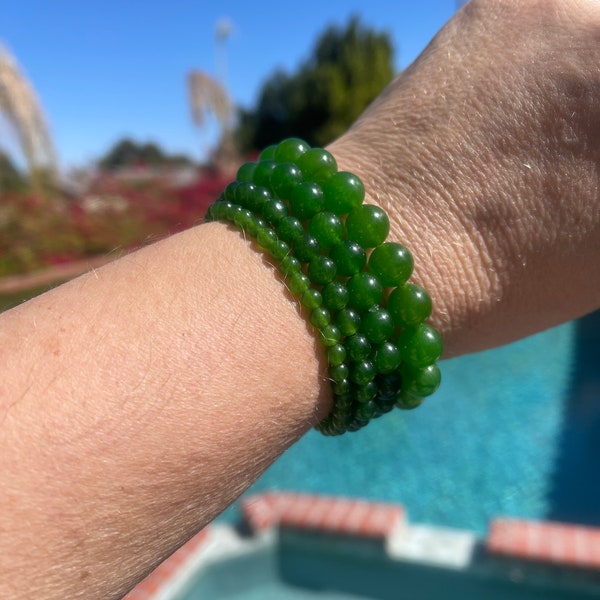 Canada Jade Bracelet - 4mm, 6mm, 8mm or 10mm beaded bracelet, healing jewelry - balance nerves, recharge energy, sooth mind, dream stone